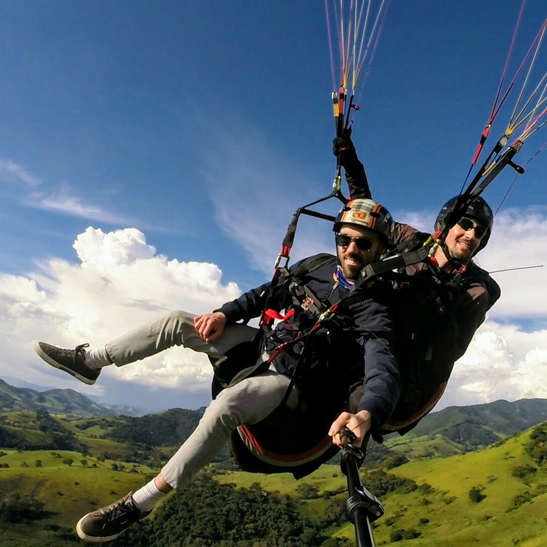 Voo Duplo de Parapente